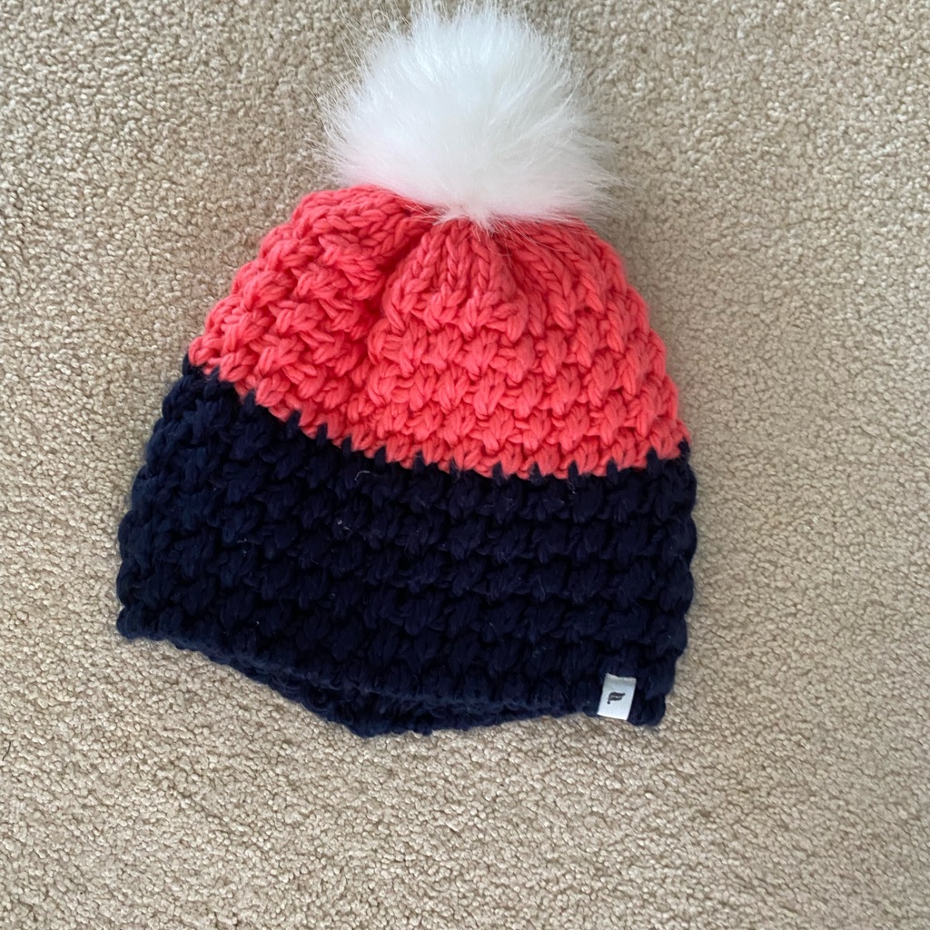 Fabletics Winter Pom Hat